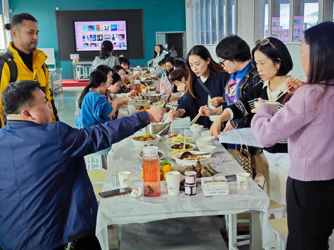 邵阳学院附属第二医院团建秋游拓展活动在天香生物紫色健康产业园盛大启航