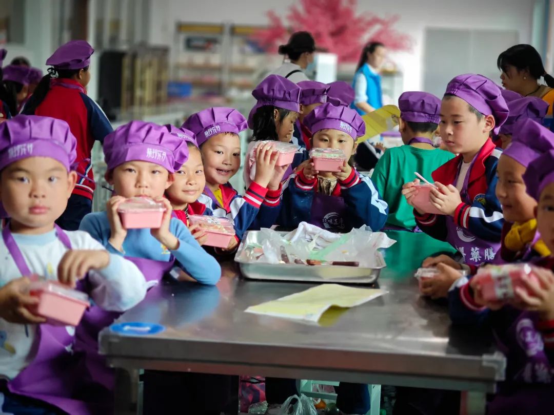 双清区“爱心护航，助梦成长”